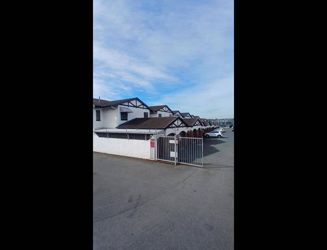 2 BEDROOM DUPLEX FOR SALE IN MONTCLAIR